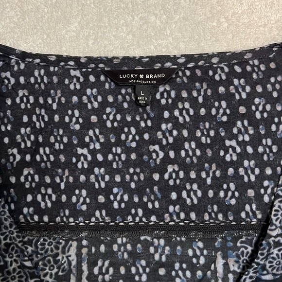 Lucky Brand Batik Inspired V-Neck Top, Navy-Mulit, L - Picture 4 of 8
